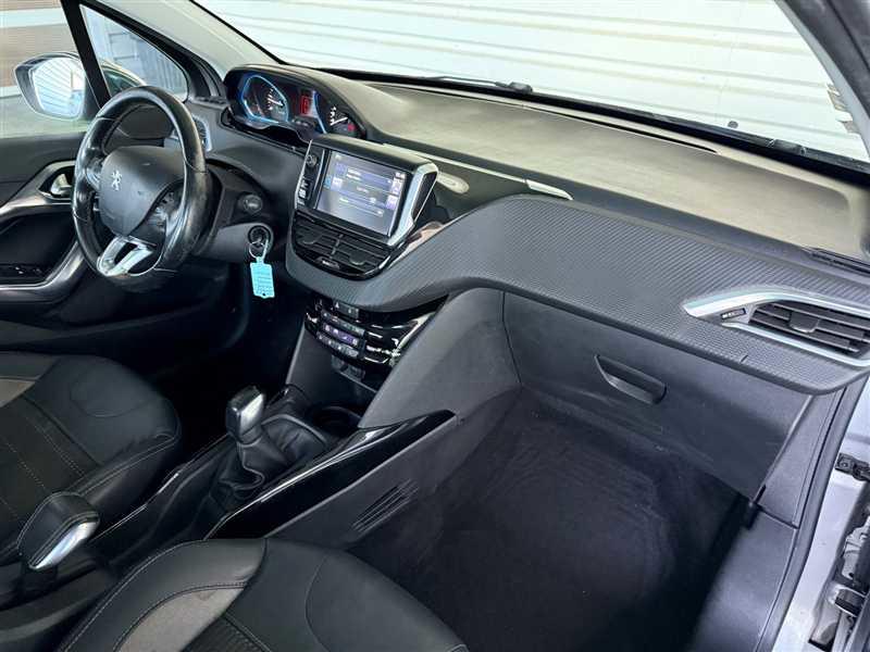 Peugeot 2008 1.6 BlueHDi 100ch Bvm5 Allure