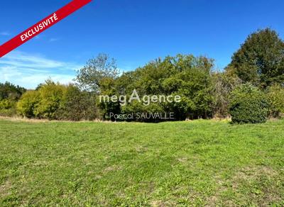 Terrain constructible - 1 473 m²