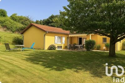 Maison - 95 m² - 5 pièces