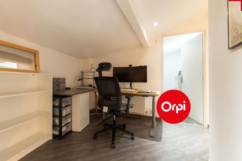 Maison - 102 m² - 5 pièces