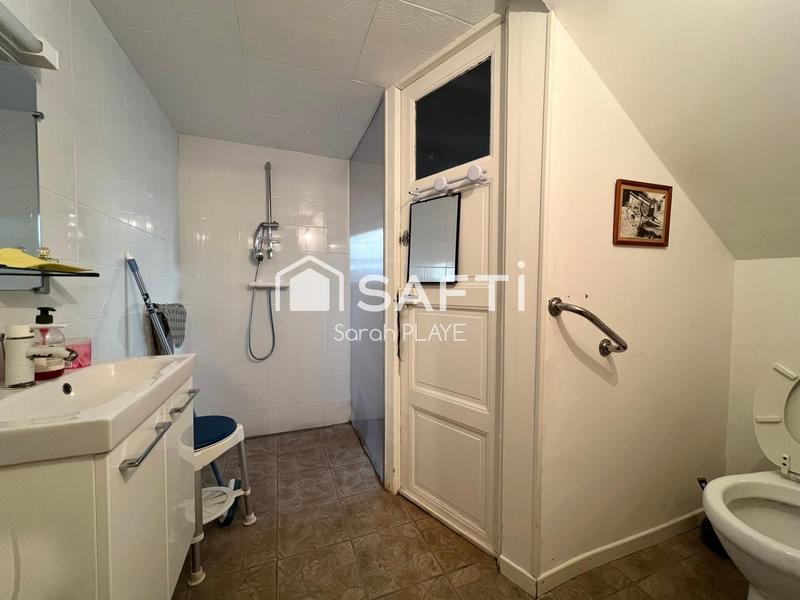 Maison - 121 m² - 6 pièces