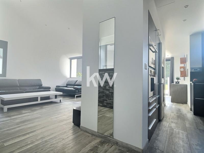 Maison d'architecte - 180 m² - 7 pièces