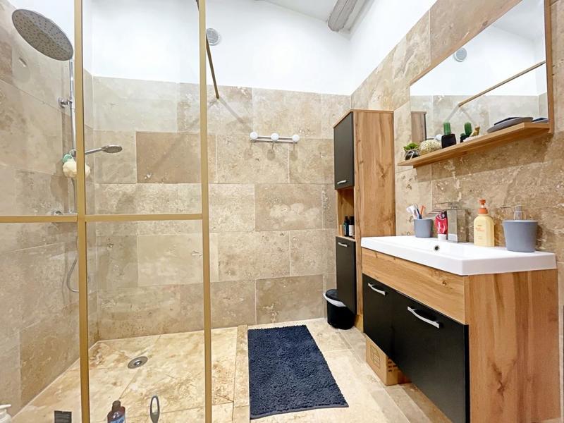 Villa - 168 m² - 8 pièces