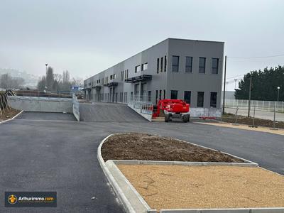 Bureau - 286 m² - 1 pièce