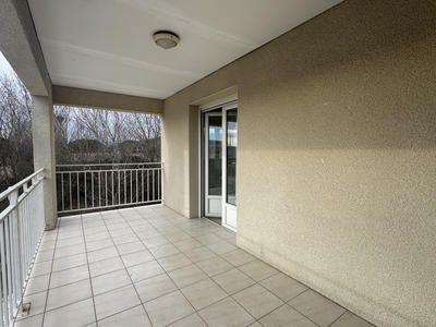 Appartement - 75 m² - 3 pièces