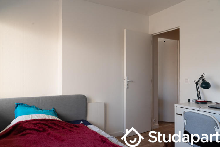 Chambre - 10 m² - 1 pièce