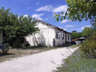 Maison de village - 91 m² - 3 pièces