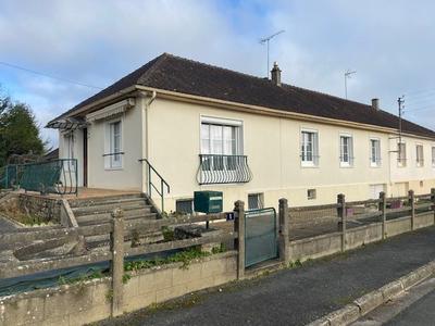 Maison - 95 m² - 4 pièces