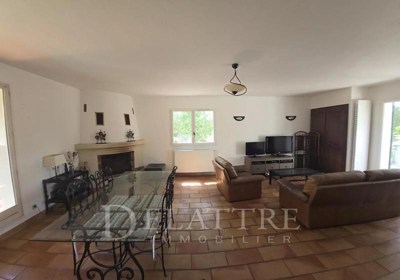 Maison - 148 m² - 5 pièces