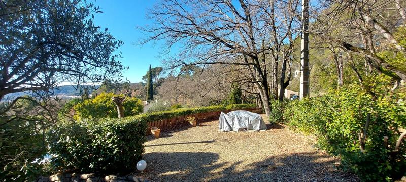 Villa - 209 m² - 8 pièces