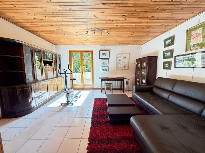 Maison - 208 m² - 8 pièces