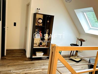 Maison - 104 m² - 4 pièces