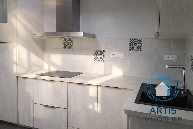 Appartement - 75 m² - 3 pièces