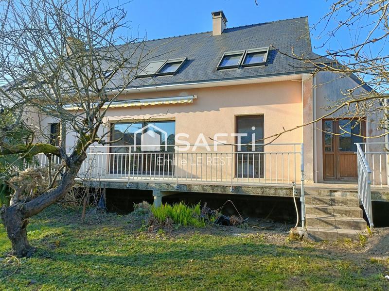 Maison - 150 m² - 8 pièces