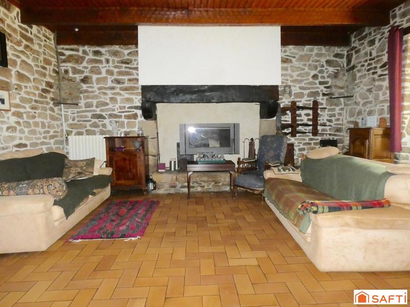 Maison - 220 m² - 9 pièces