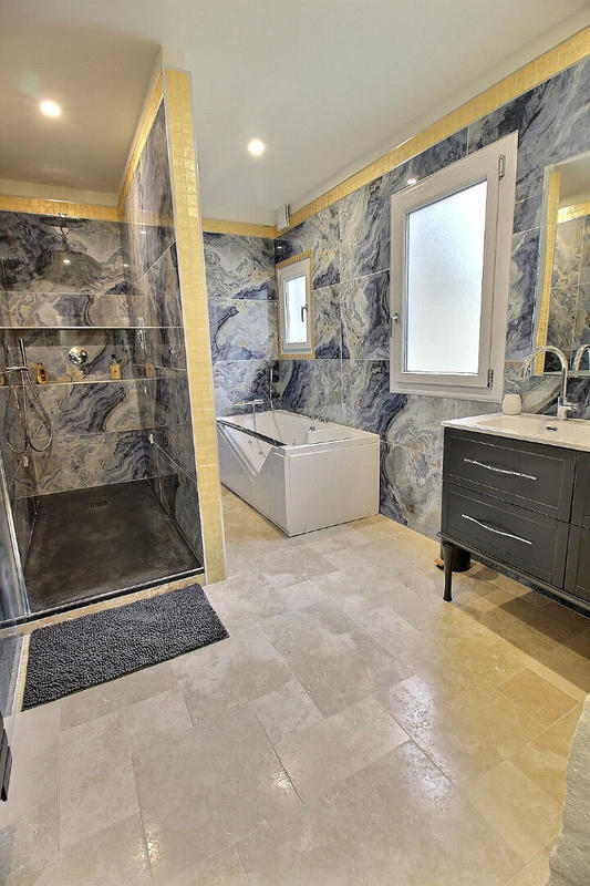 Appartement - 115 m² - 3 pièces