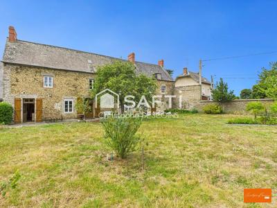 Maison - 220 m² - 8 pièces