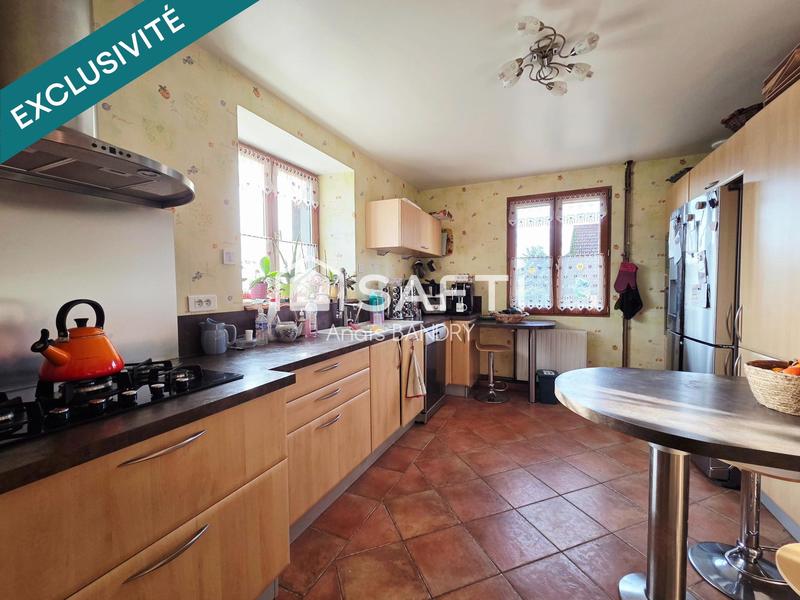 Maison - 175 m² - 10 pièces