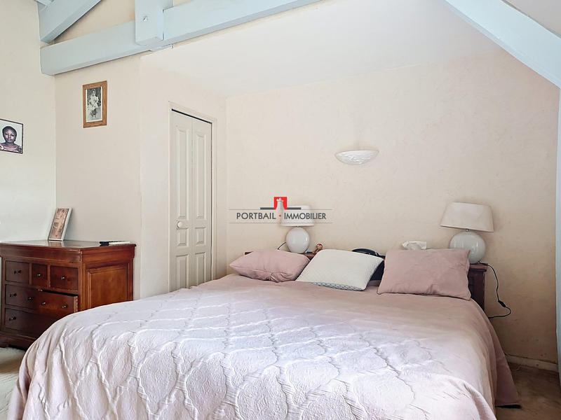 Maison traditionnelle - 152 m² - 6 pièces