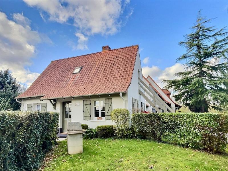 Maison - 235 m² - 8 pièces
