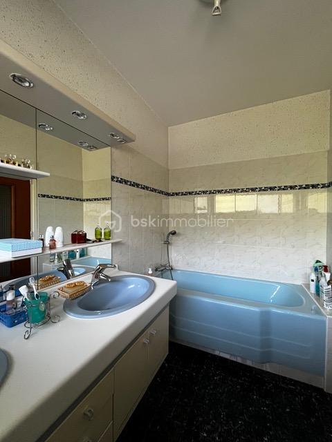 Maison d'architecte - 300 m² - 8 pièces