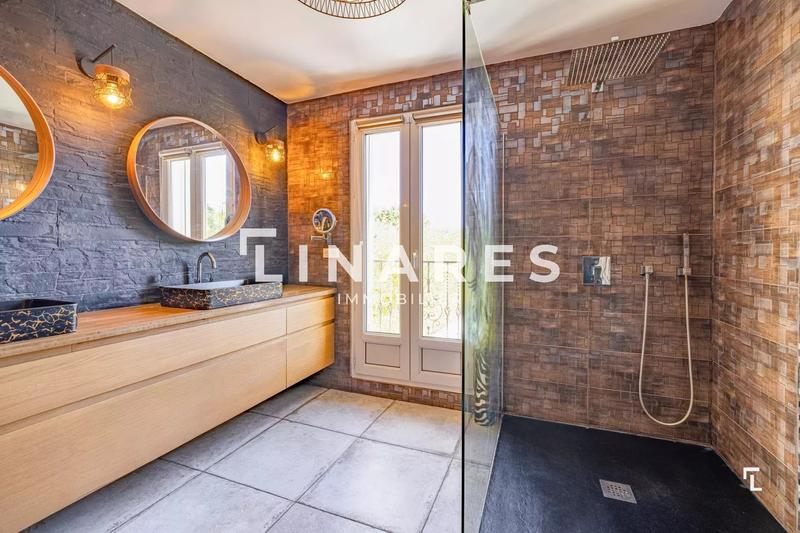 Villa - 176 m² - 5 pièces