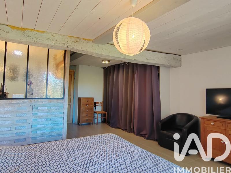 Maison - 196 m² - 5 pièces