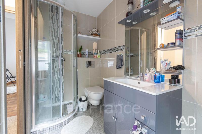 Maison - 164 m² - 8 pièces