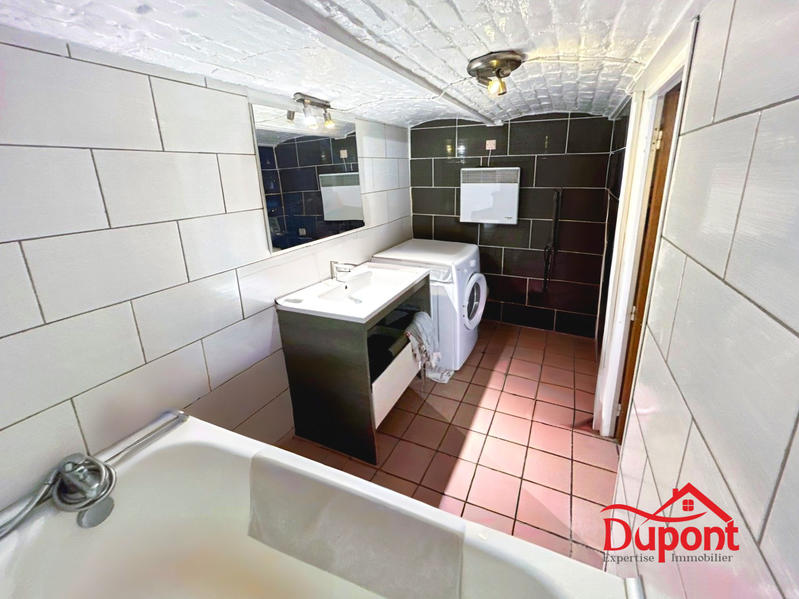 Maison - 80 m² - 5 pièces