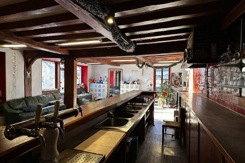 Immeuble - 6 pièces