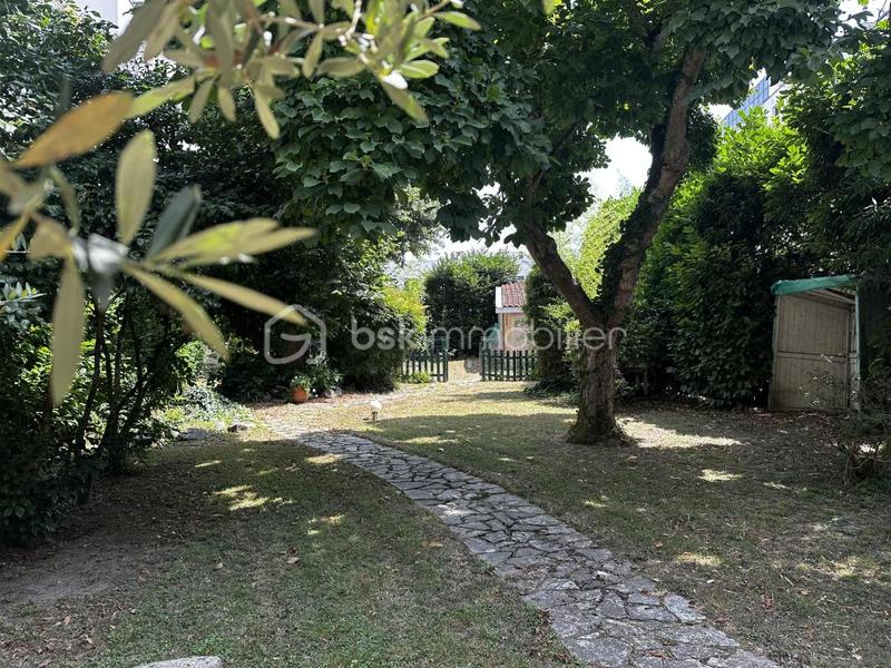 Maison d'architecte - 272 m² - 11 pièces