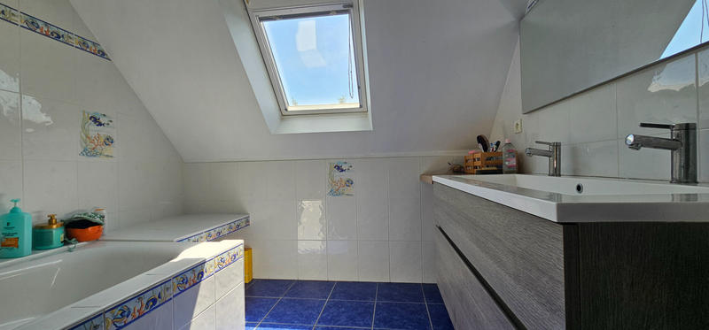 Maison - 153 m² - 7 pièces