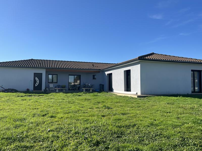 Maison - 145 m² - 5 pièces