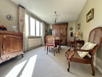 Appartement - 103 m² - 5 pièces