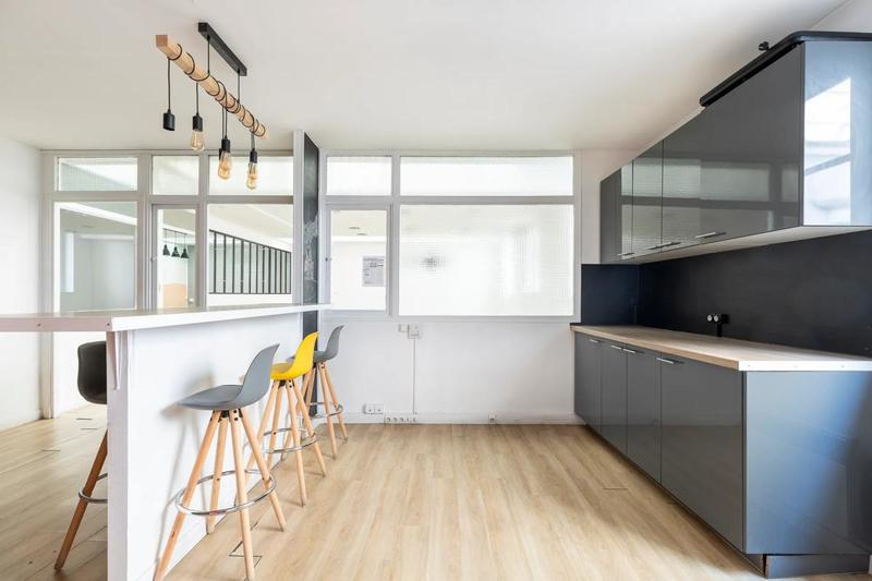 Appartement - 179 m² - 7 pièces