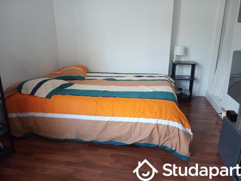 Chambre - 15 m² - 1 pièce