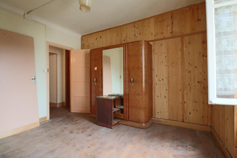 Maison - 232 m² - 11 pièces