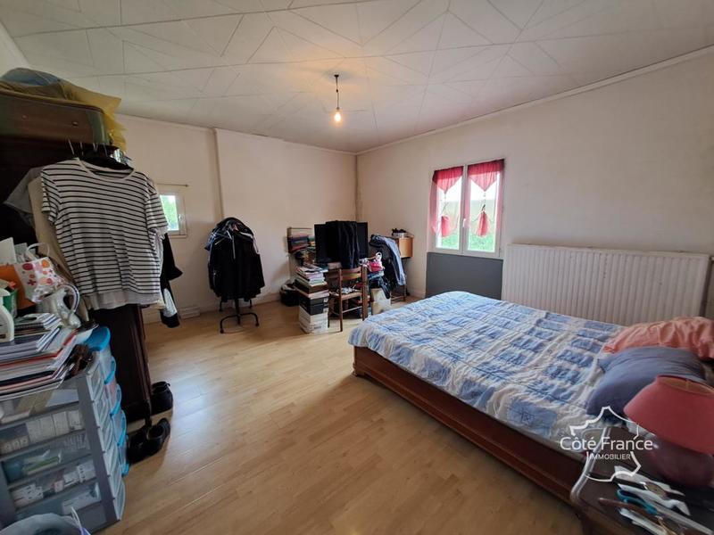 Maison - 217 m² - 7 pièces