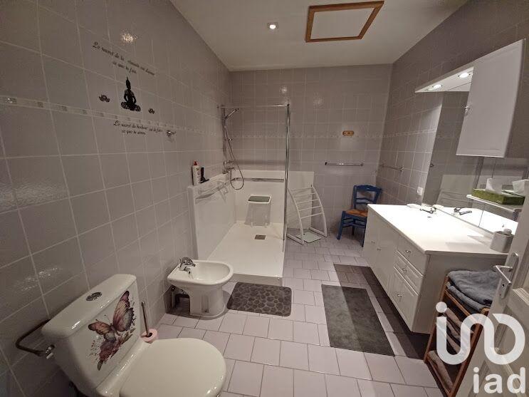 Maison de maîtres - 250 m² - 8 pièces