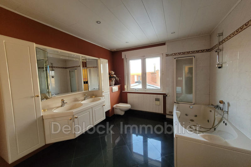 Maison - 160 m² - 5 pièces