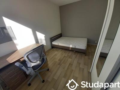 Chambre - 9 m² - 1 pièce