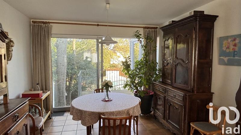 Maison - 195 m² - 8 pièces