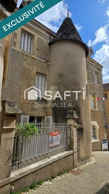 Maison - 225 m² - 8 pièces