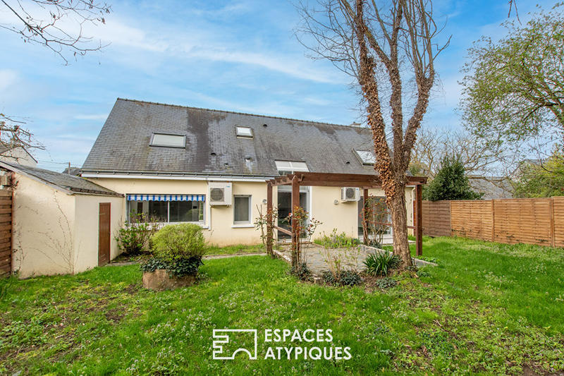 Maison - 210 m² - 8 pièces