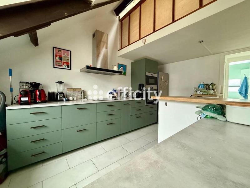 Appartement - 105 m² - 4 pièces