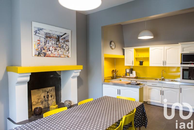 Maison - 297 m² - 10 pièces