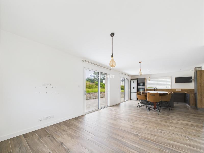 Maison - 103 m² - 4 pièces