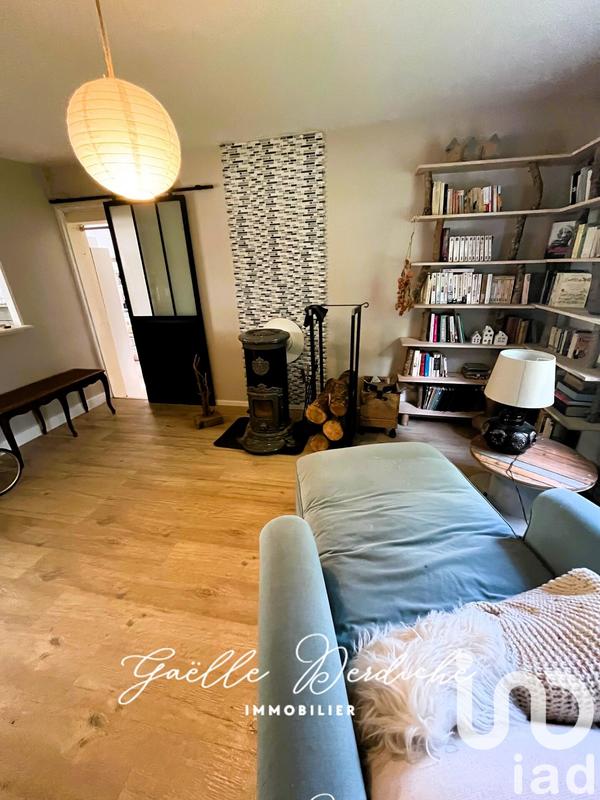 Maison - 213 m² - 8 pièces