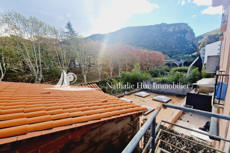 Maison - 300 m² - 9 pièces