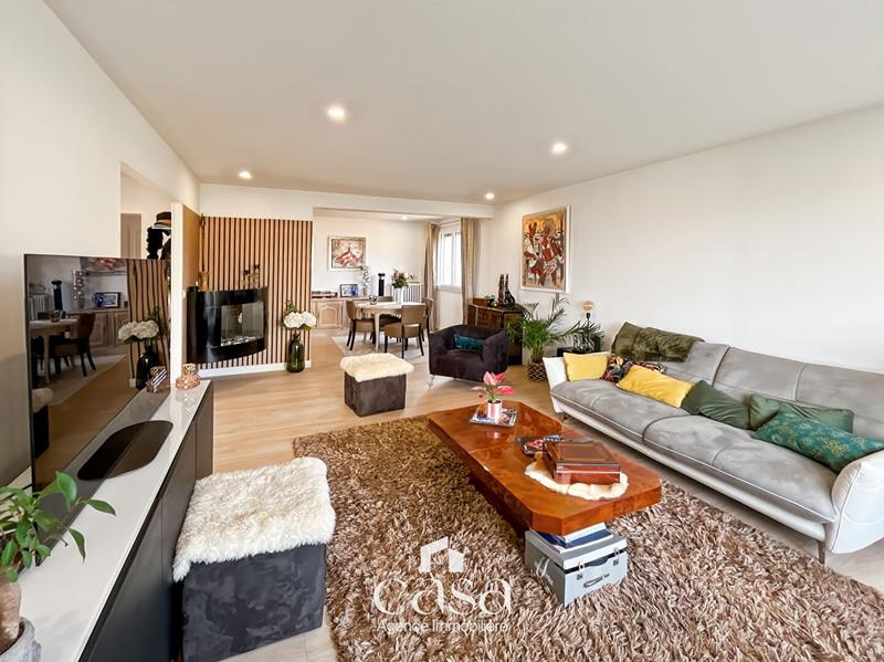 Maison traditionnelle - 102 m² - 5 pièces